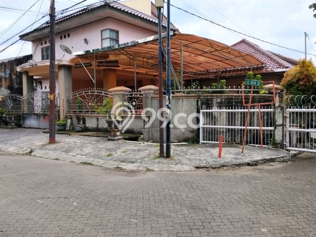 Jual Rumah Strategis Bagus Punya 4 KT di Karang Tengah Tangerang SHM Jual Rumah Strategis Bagus Punya 4 KT di Karang Tengah Tangerang SHM