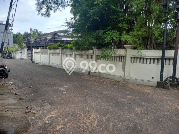 Ready to Use! Luxury House LT 796m2 Desain Modern di Prapanca Ready to Use! Luxury House LT 796m2 Desain Modern di Prapanca