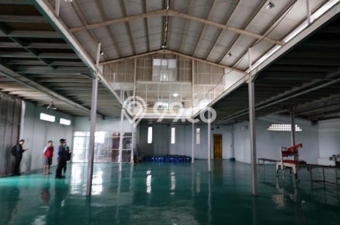 Pabrik Kawasan Komersial di Kemang, Luas 6000m², Mainroad Pabrik Kawasan Komersial di Kemang, Luas 6000m², Mainroad