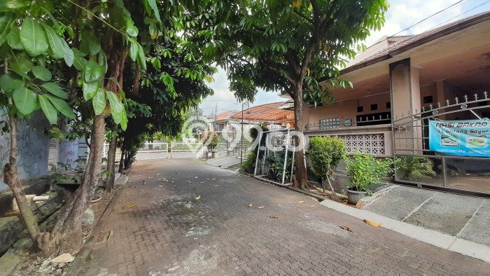 Jual Rumah Strategis Bagus Punya 4 KT di Karang Tengah Tangerang SHM Jual Rumah Strategis Bagus Punya 4 KT di Karang Tengah Tangerang SHM