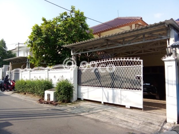 Rumah Elit Modern Siap Huni di Cipete Jakarta Selatan Rumah Elit Modern Siap Huni di Cipete Jakarta Selatan