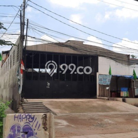 LOKASI TERBAIK! Gudang Kawasan Cakung, Luas 800m², Jalan Utama LOKASI TERBAIK! Gudang Kawasan Cakung, Luas 800m², Jalan Utama