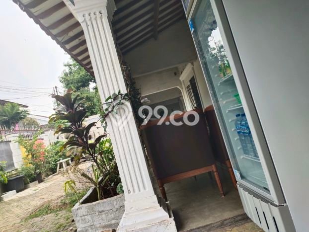 Rumah dengan Lokasi Strategis 4 KT di , Jakarta Selatan Rumah dengan Lokasi Strategis 4 KT di , Jakarta Selatan