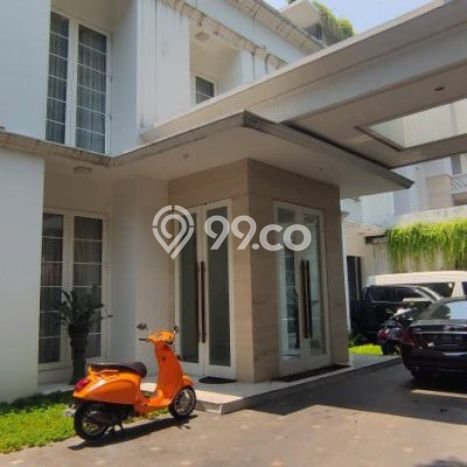Rumah Nyaman 5 KT Luas Tanah 687m² di Pakubuwono, Jakarta Selatan Rumah Nyaman 5 KT Luas Tanah 687m² di Pakubuwono, Jakarta Selatan