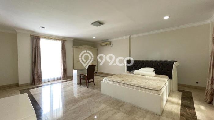 Hunian Impian Keluarga! Rumah 2 Lantai area , Jakarta Selatan, LT 542m2m² Bangunan 760m2m² Hunian Impian Keluarga! Rumah 2 Lantai area , Jakarta Selatan, LT 542m2m² Bangunan 760m2m²