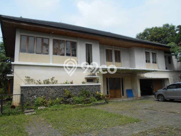 For Sale! Luxury House LT 2892m2 Desain Elegan di Pondok Labu For Sale! Luxury House LT 2892m2 Desain Elegan di Pondok Labu