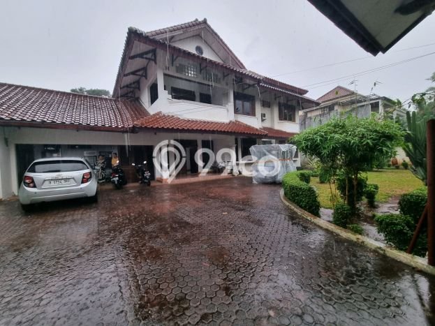 Rumah Nyaman 5 KT LB 500m2 Kondisi Bagus di Pondok Labu Rumah Nyaman 5 KT LB 500m2 Kondisi Bagus di Pondok Labu