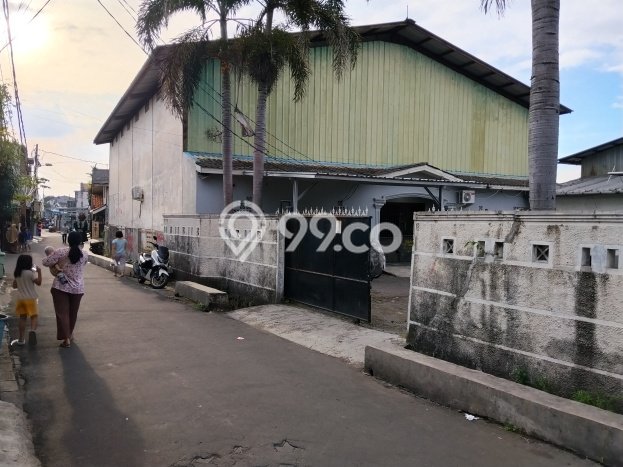 Area Ramai! Gudang Dijual di Larangan untuk Bisnis Luas Bangunan 900m2 Area Ramai! Gudang Dijual di Larangan untuk Bisnis Luas Bangunan 900m2
