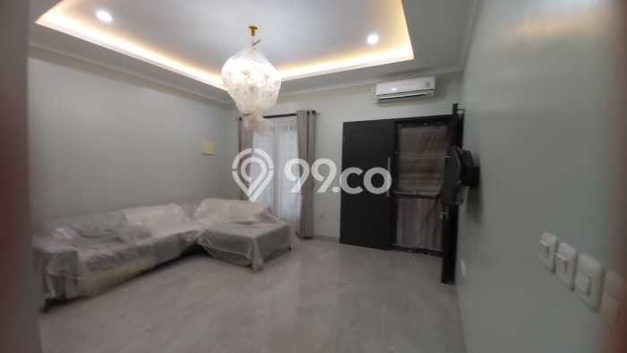 Dijual Rumah Luas Megah Dengan View Cantik di Puri Indah, Jakarta Barat Dijual Rumah Luas Megah Dengan View Cantik di Puri Indah, Jakarta Barat
