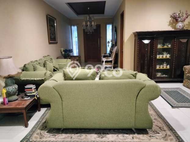 Ready to Use! Luxury House LT 327m2 Desain Modern di Kalibata Ready to Use! Luxury House LT 327m2 Desain Modern di Kalibata