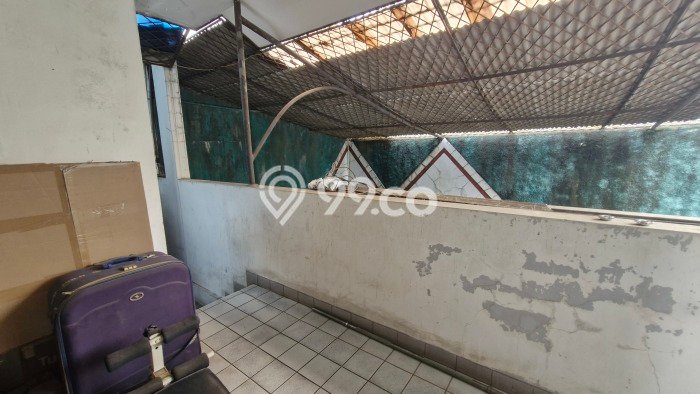 Siap Huni Rumah Mewah 4 Kamar di Kebon Jeruk Dekat ke Mana Pun Siap Huni Rumah Mewah 4 Kamar di Kebon Jeruk Dekat ke Mana Pun