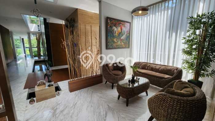 Ready to Use! Luxury House LT 867m2 Desain Modern di Sentul City Ready to Use! Luxury House LT 867m2 Desain Modern di Sentul City