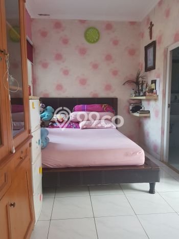 Rumah PREMIUM! di Taman Surya, Jakarta Barat, Luas 180m² LB 145m², HARGA SPESIAL Rumah PREMIUM! di Taman Surya, Jakarta Barat, Luas 180m² LB 145m², HARGA SPESIAL