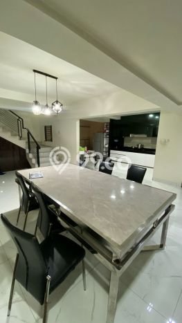 Dijual Rumah Luas Megah Dengan View Cantik di Pantai Indah Kapuk, Jakarta Utara Dijual Rumah Luas Megah Dengan View Cantik di Pantai Indah Kapuk, Jakarta Utara