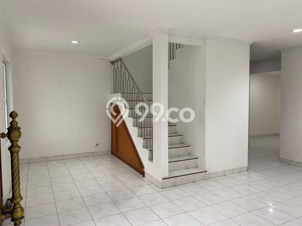 EXCLUSIVE HOME! Rumah di Daan Mogot, 4 KT, Design Minimalis, LT 120m² Bangunan 160m² EXCLUSIVE HOME! Rumah di Daan Mogot, 4 KT, Design Minimalis, LT 120m² Bangunan 160m²