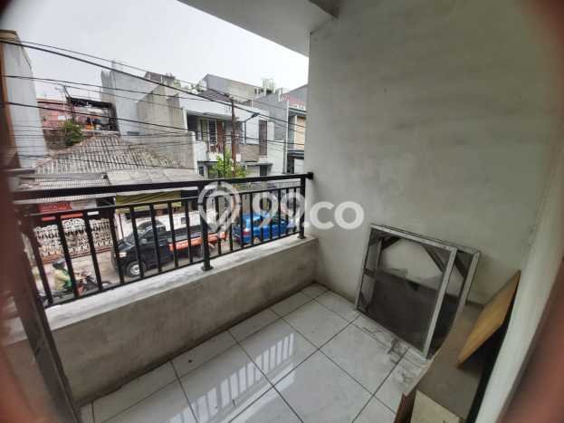 Rumah Elit Modern Tanpa Renovasi di Tanjung Duren Jakarta Barat Rumah Elit Modern Tanpa Renovasi di Tanjung Duren Jakarta Barat