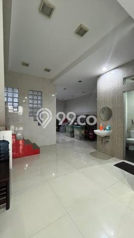 Ready to Use! Luxury House LT 90m2 Desain Elegan di Taman Palem Ready to Use! Luxury House LT 90m2 Desain Elegan di Taman Palem