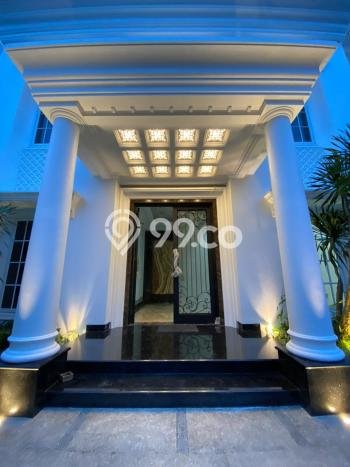 Rumah Elit LB 1050m2 Siap Pakai Desain Elegan di Pondok Pinang, Jakarta Selatan Rumah Elit LB 1050m2 Siap Pakai Desain Elegan di Pondok Pinang, Jakarta Selatan