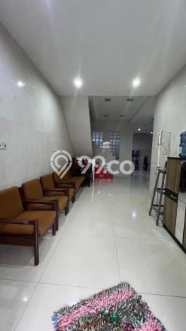 Ready to Use! Luxury House LT 90m2 Desain Elegan di Taman Palem Ready to Use! Luxury House LT 90m2 Desain Elegan di Taman Palem