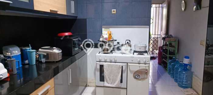 For Sale! Luxury House LT 120m2 Desain Elegan di Ancol For Sale! Luxury House LT 120m2 Desain Elegan di Ancol