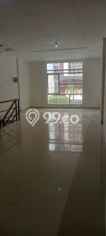 Ruko untuk Disewa di Pusat Tangerang Selatan Luas Bangunan 150m2 Ruko untuk Disewa di Pusat Tangerang Selatan Luas Bangunan 150m2