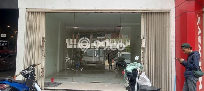 Ruko untuk Disewa di Pusat Tangerang Selatan Luas Bangunan 150m2 Ruko untuk Disewa di Pusat Tangerang Selatan Luas Bangunan 150m2