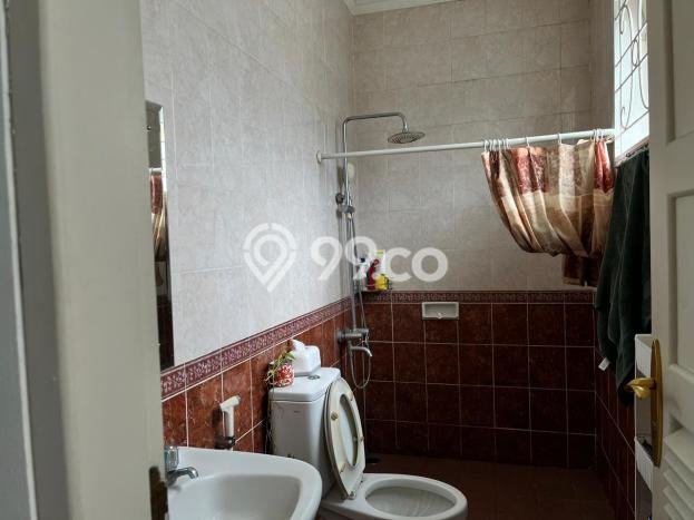 Rumah Minimalis 4 KT LT 152m2 di Legenda Wisata Rumah Minimalis 4 KT LT 152m2 di Legenda Wisata