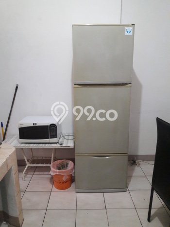 Apartemen Minimalis untuk Disewa, 3 Kamar di Jakarta Barat Apartemen Minimalis untuk Disewa, 3 Kamar di Jakarta Barat