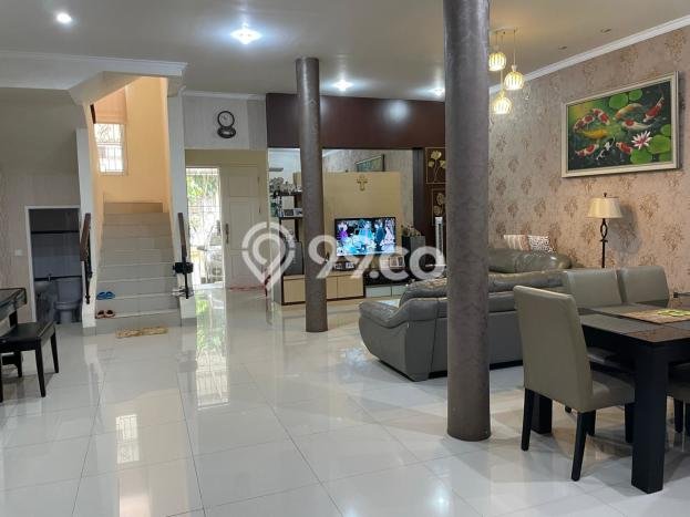 Dijual Rumah Mewah Megah Dengan View Eksklusif di Gading Serpong, Tangerang Dijual Rumah Mewah Megah Dengan View Eksklusif di Gading Serpong, Tangerang