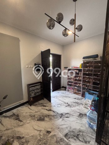 Dijual Rumah Mewah Elegan Dengan View Cantik di Gading Serpong, Tangerang Dijual Rumah Mewah Elegan Dengan View Cantik di Gading Serpong, Tangerang