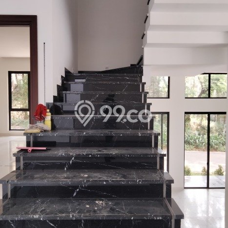 BEST PRICE! Rumah Berkualitas area BSD Green Cove, Luas 249m² LB 416m² BEST PRICE! Rumah Berkualitas area BSD Green Cove, Luas 249m² LB 416m²