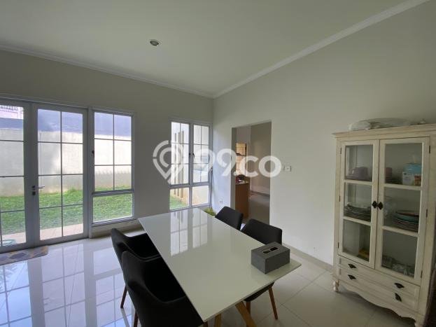 For Sale! Luxury House LT 200m2 Desain Modern di Gading Serpong For Sale! Luxury House LT 200m2 Desain Modern di Gading Serpong