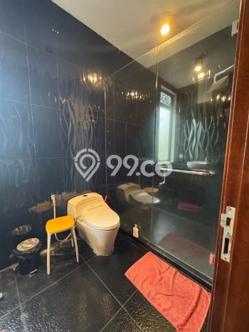 Rumah Mewah LB 385m2 Siap Pakai Desain Elegan di BSD The Green, Tangerang Rumah Mewah LB 385m2 Siap Pakai Desain Elegan di BSD The Green, Tangerang