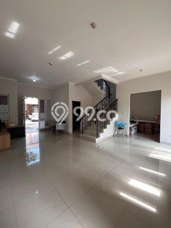 Rumah LT 256m² / LB 120m² Cluster Exclusive di Gading Serpong, Tangerang Rumah LT 256m² / LB 120m² Cluster Exclusive di Gading Serpong, Tangerang