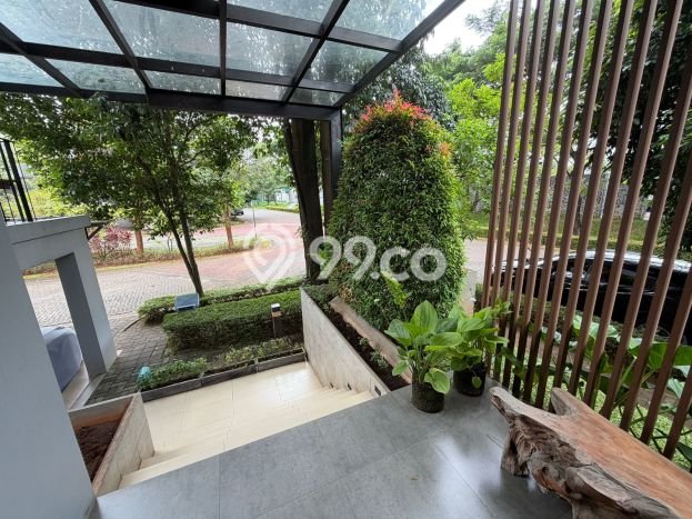 Hunian Eksklusif Siap Huni LT 246m2 di BSD, Tangerang Selatan Hunian Eksklusif Siap Huni LT 246m2 di BSD, Tangerang Selatan