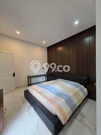 Hunian Mewah LB 500m2 Siap Huni Desain Elegan di Gading Serpong The Spring, Tangerang Hunian Mewah LB 500m2 Siap Huni Desain Elegan di Gading Serpong The Spring, Tangerang