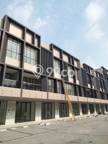 Ruko Area Premium Kawasan BSD, Luas 156m², Akses Utama Ruko Area Premium Kawasan BSD, Luas 156m², Akses Utama