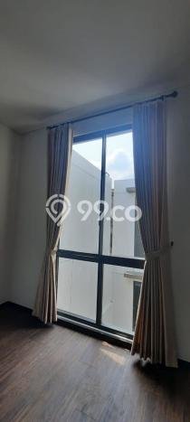 Rumah Nyaman area BSD City, Tangerang, Luas 153m² Bangunan 262m² Rumah Nyaman area BSD City, Tangerang, Luas 153m² Bangunan 262m²