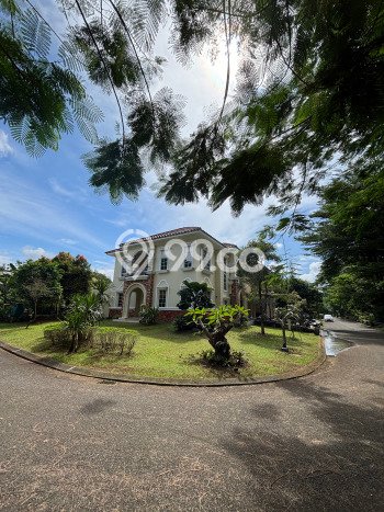 Hunian Elit LB 329m2 Siap Pakai Desain Elegan di BSD The Green, Tangerang Hunian Elit LB 329m2 Siap Pakai Desain Elegan di BSD The Green, Tangerang