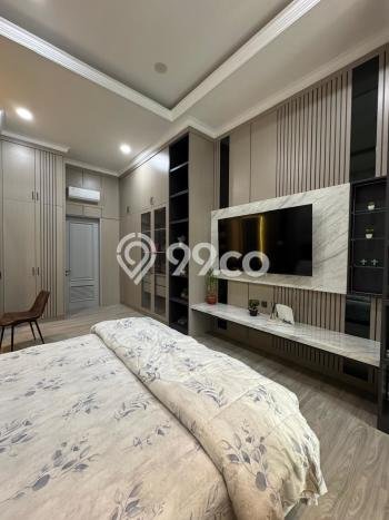 Rumah Elit Modern Tanpa Renovasi di Alam Sutera Tangerang Rumah Elit Modern Tanpa Renovasi di Alam Sutera Tangerang