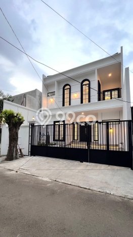 Rumah Elit Modern Siap Huni di BSD Nusaloka Tangerang Rumah Elit Modern Siap Huni di BSD Nusaloka Tangerang