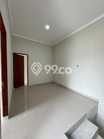 Rumah Strategis dengan 3 Kamar Tidur dan 3 Kamar Mandi di Kawasan Pagedangan, Tangerang Rumah Strategis dengan 3 Kamar Tidur dan 3 Kamar Mandi di Kawasan Pagedangan, Tangerang