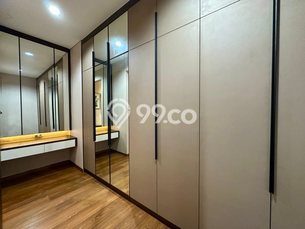 Hunian Mewah LB 337m2 Siap Pakai Desain Elegan di BSD City, Tangerang Hunian Mewah LB 337m2 Siap Pakai Desain Elegan di BSD City, Tangerang
