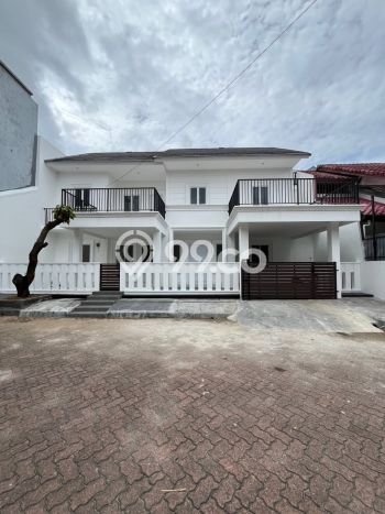 Rumah Luxury Modern Tanpa Renovasi di Villa Melati Mas Tangerang Selatan Rumah Luxury Modern Tanpa Renovasi di Villa Melati Mas Tangerang Selatan
