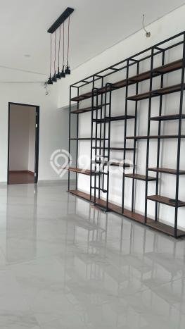 Jual Rumah 4 KT di Sutera Onix Alam Sutera, Tangerang - Luas Tanah 383m² Jual Rumah 4 KT di Sutera Onix Alam Sutera, Tangerang - Luas Tanah 383m²