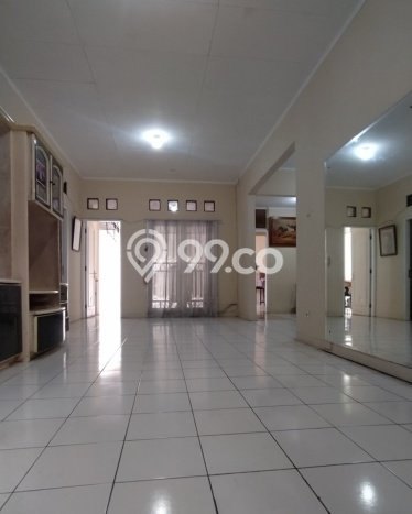 Rumah Luas Asri 5 KT Siap Pakai di BSD Nusaloka Tangerang Rumah Luas Asri 5 KT Siap Pakai di BSD Nusaloka Tangerang