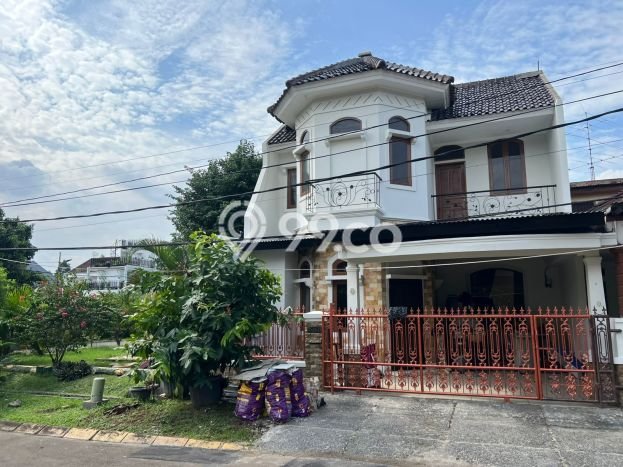 HARGA SPECIAL! Rumah Asri area Graha Raya, Tangerang Selatan, LT 120m2m² Bangunan 130m2m² BISA KPR! HARGA SPECIAL! Rumah Asri area Graha Raya, Tangerang Selatan, LT 120m2m² Bangunan 130m2m² BISA KPR!