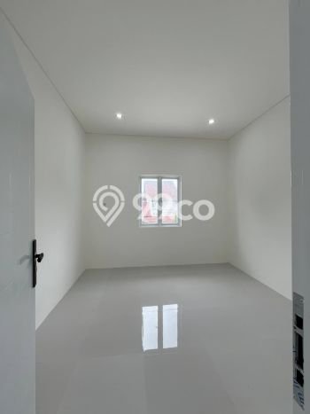 Rumah Luxury Modern Tanpa Renovasi di Villa Melati Mas Tangerang Selatan Rumah Luxury Modern Tanpa Renovasi di Villa Melati Mas Tangerang Selatan