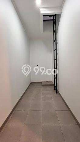 Rumah Elit Modern Siap Huni di BSD Nusaloka Tangerang Rumah Elit Modern Siap Huni di BSD Nusaloka Tangerang