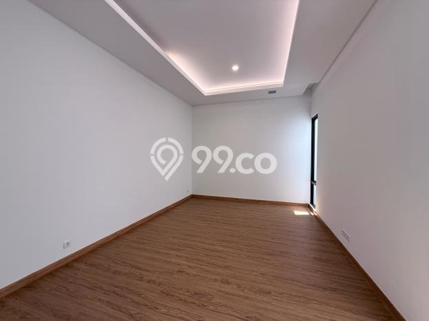 Jual Rumah Mewah Megah Dengan View Eksklusif di Gading Serpong, Tangerang Jual Rumah Mewah Megah Dengan View Eksklusif di Gading Serpong, Tangerang